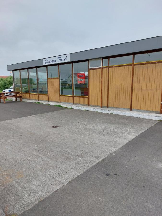 Paradise Travel Raufarhöfn Exterior foto